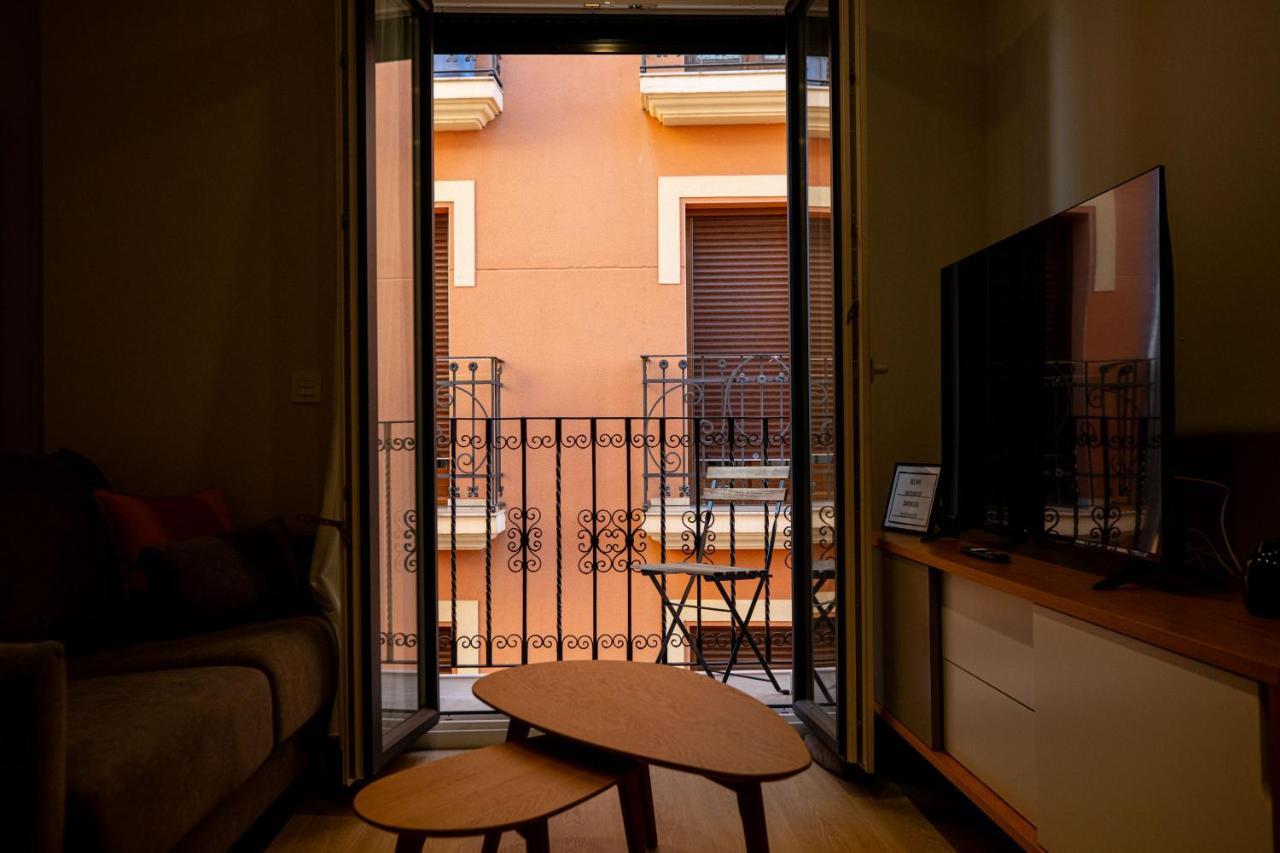 Apartamentos Hartzenbusch เตรูเอล ภายนอก รูปภาพ